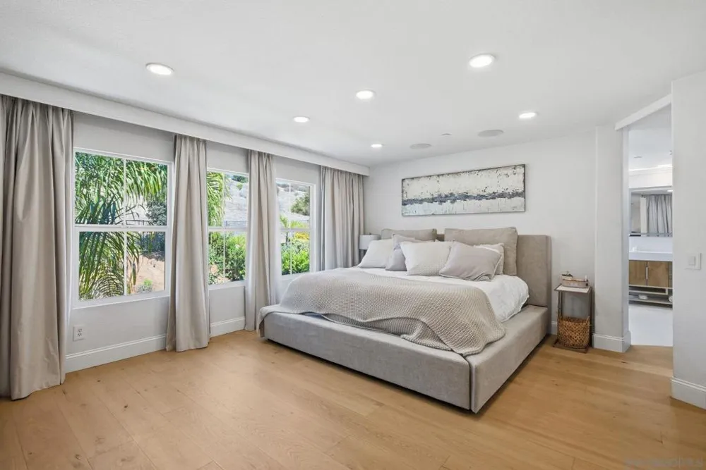 5534 Nanday Court Oceanside, CA 92057
