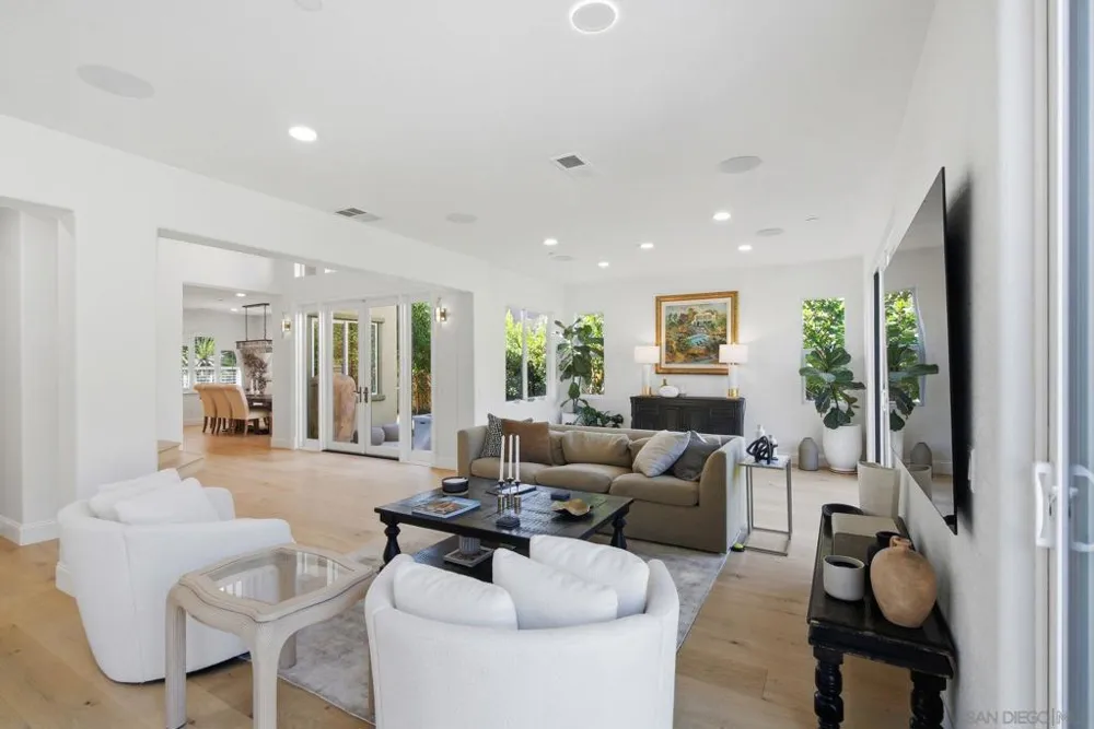 5534 Nanday Court Oceanside, CA 92057