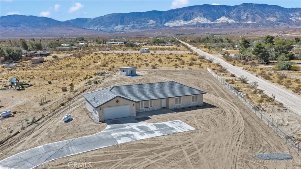 36115 Sutter Lucerne Valley, CA 92356