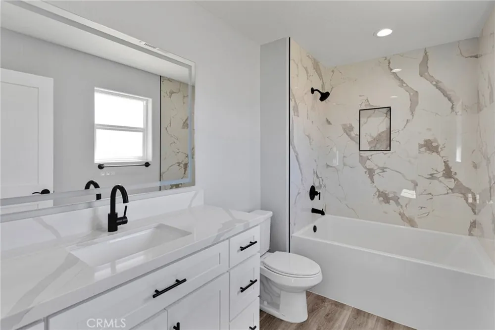 36115 Sutter Lucerne Valley, CA 92356