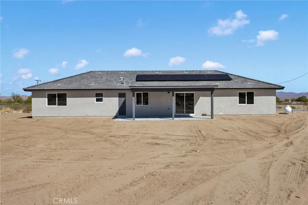 36115 Sutter Lucerne Valley, CA 92356
