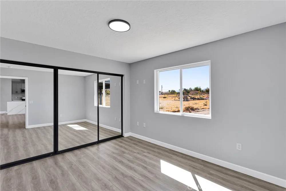 36115 Sutter Lucerne Valley, CA 92356
