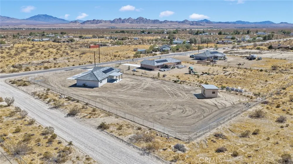 36115 Sutter Lucerne Valley, CA 92356