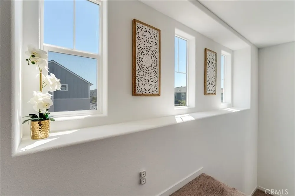 102 Earthwood San Luis Obispo, CA 93401