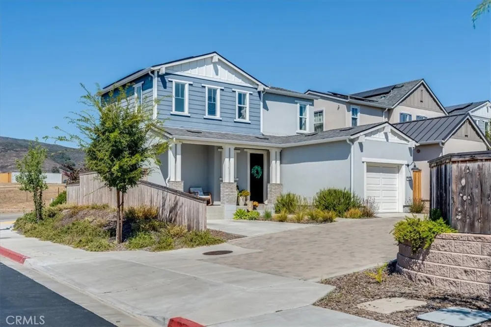102 Earthwood San Luis Obispo, CA 93401