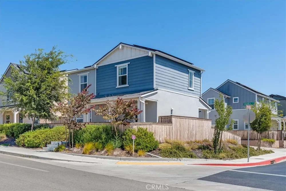 102 Earthwood San Luis Obispo, CA 93401