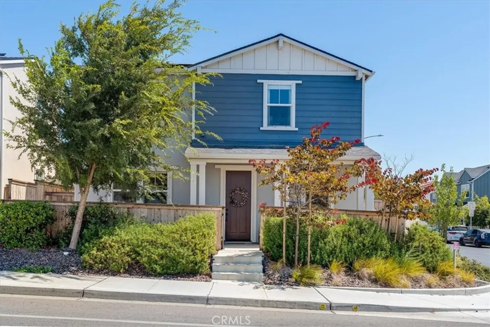 102 Earthwood San Luis Obispo, CA 93401