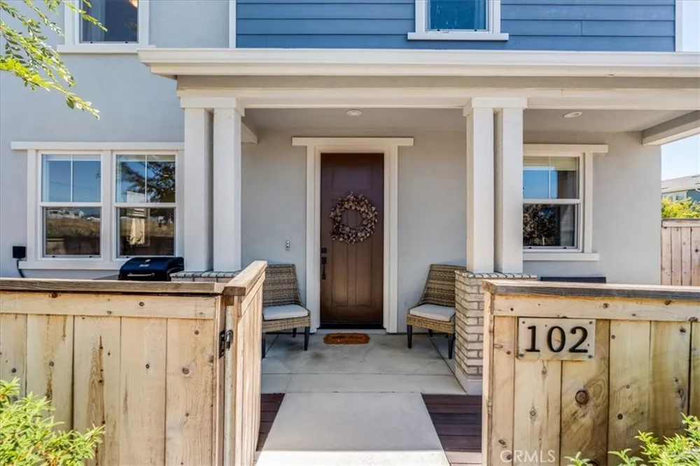 102 Earthwood San Luis Obispo, CA 93401