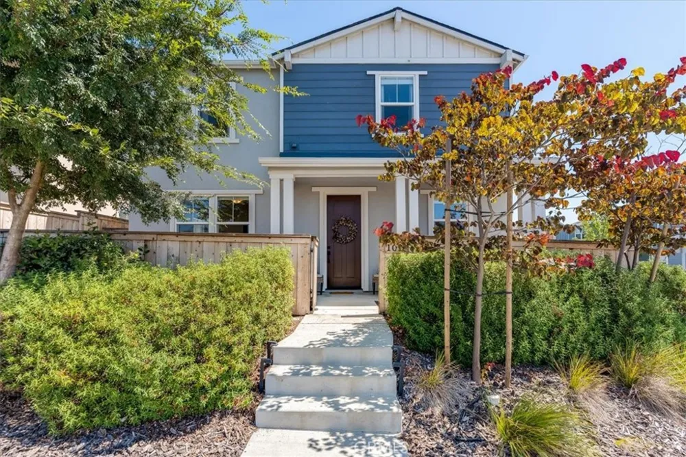 102 Earthwood San Luis Obispo, CA 93401