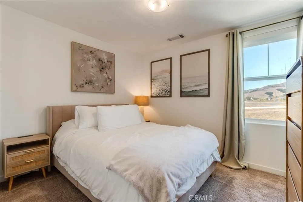 102 Earthwood San Luis Obispo, CA 93401