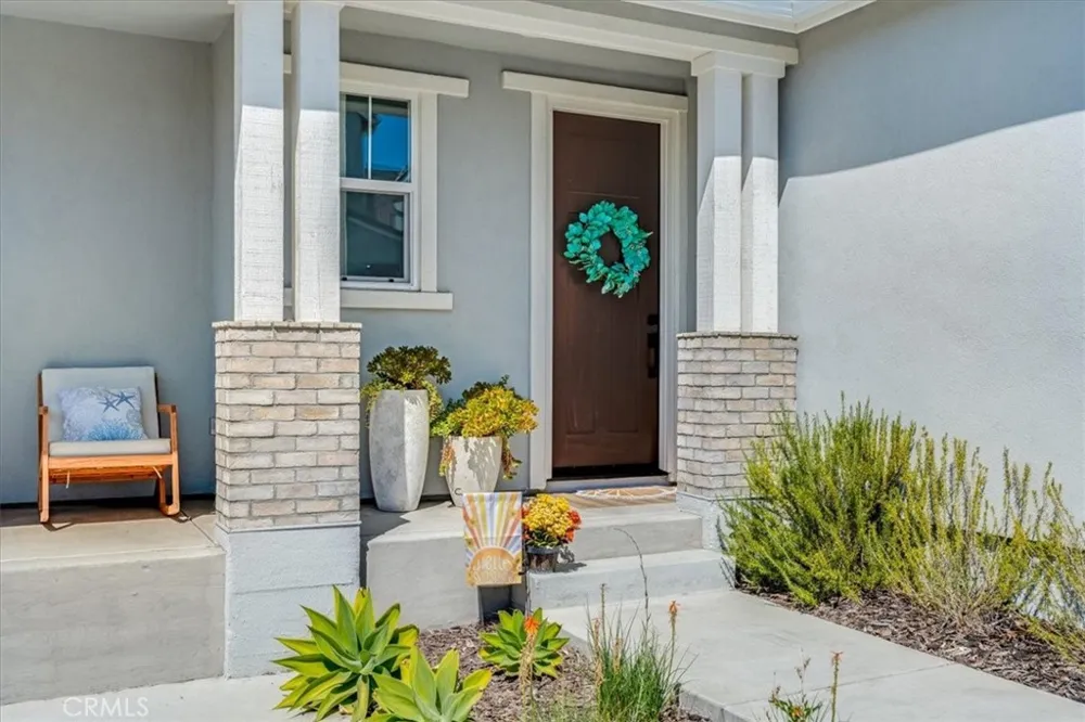 102 Earthwood San Luis Obispo, CA 93401