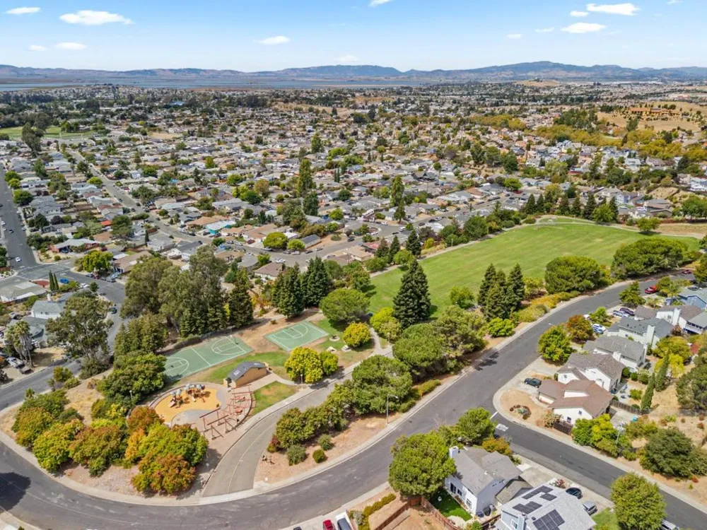 106 Carousel Drive Vallejo, CA 94589