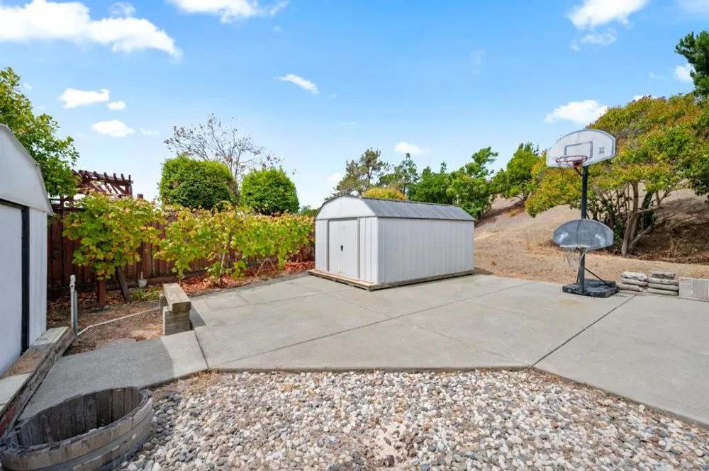 106 Carousel Drive Vallejo, CA 94589