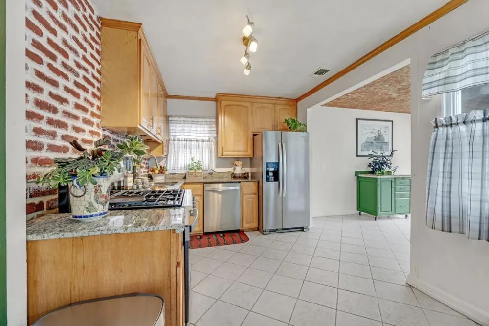754 Grant Avenue San Lorenzo, CA 94580