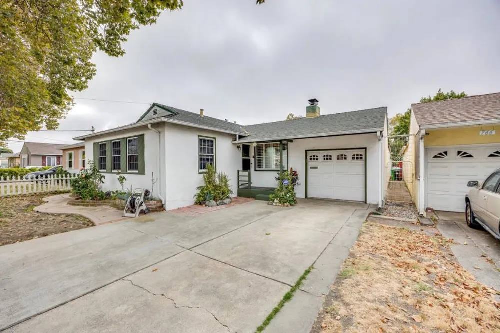 754 Grant Avenue San Lorenzo, CA 94580