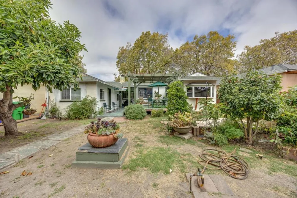 754 Grant Avenue San Lorenzo, CA 94580