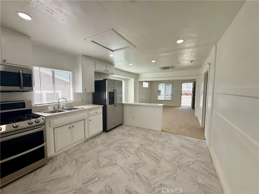460 S Mott Street Los Angeles, CA 90033
