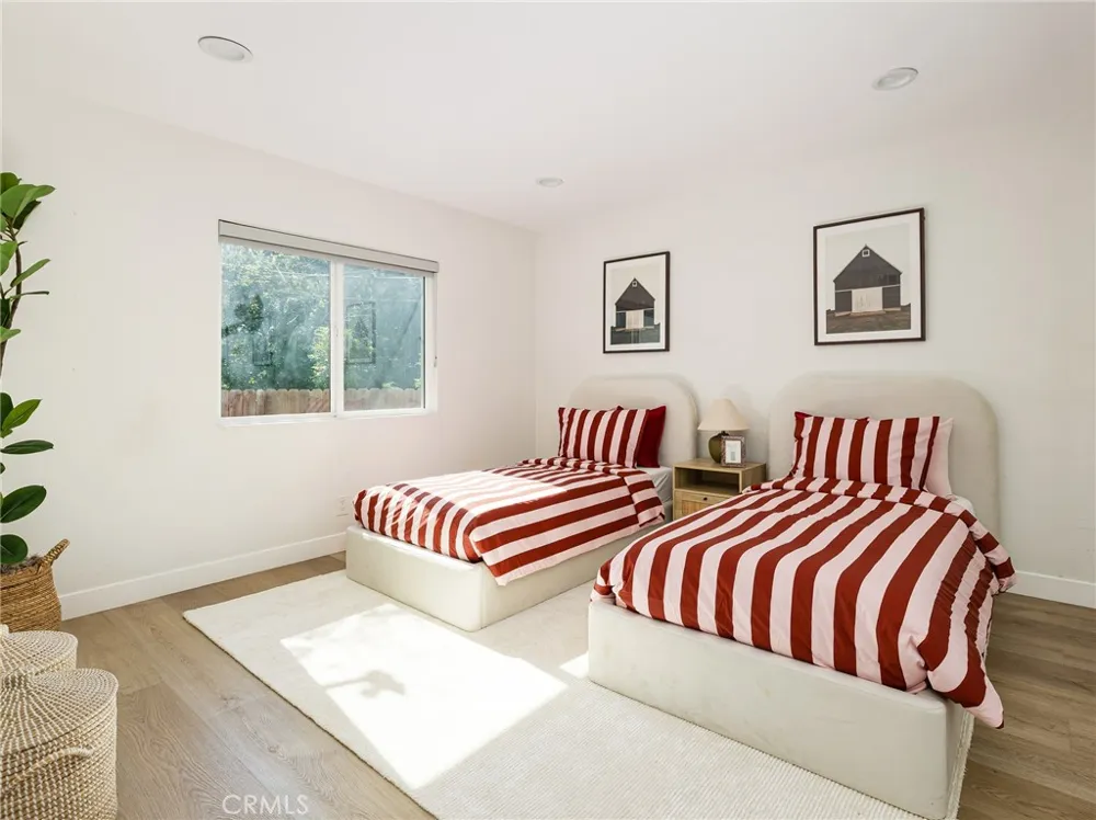 460 Mount Carmel Drive Glendale, CA 91206