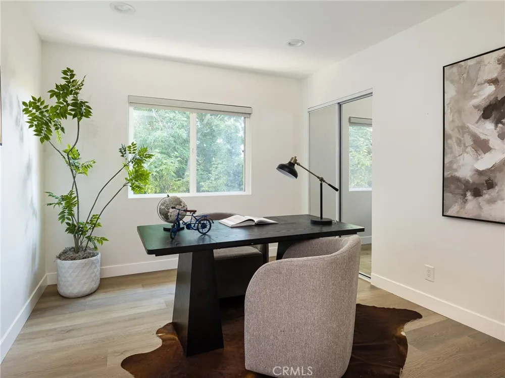 460 Mount Carmel Drive Glendale, CA 91206