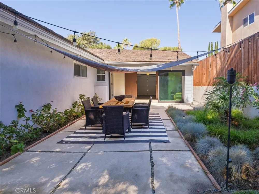 460 Mount Carmel Drive Glendale, CA 91206