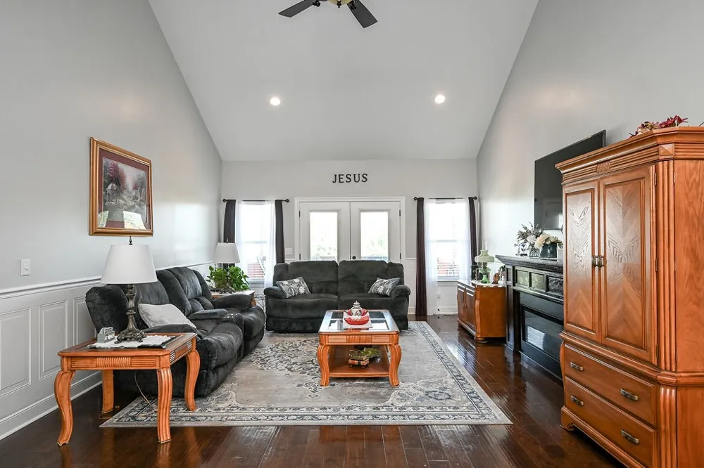 4878 Grove Park Dr NE Cleveland, TN 37312