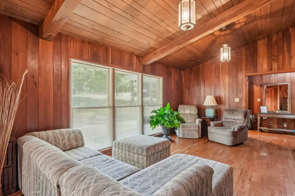 1071 Simms Heights Rd Kingston Springs, TN 37082