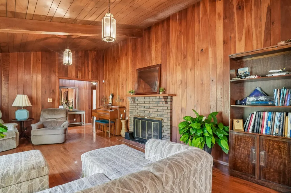 1071 Simms Heights Rd Kingston Springs, TN 37082