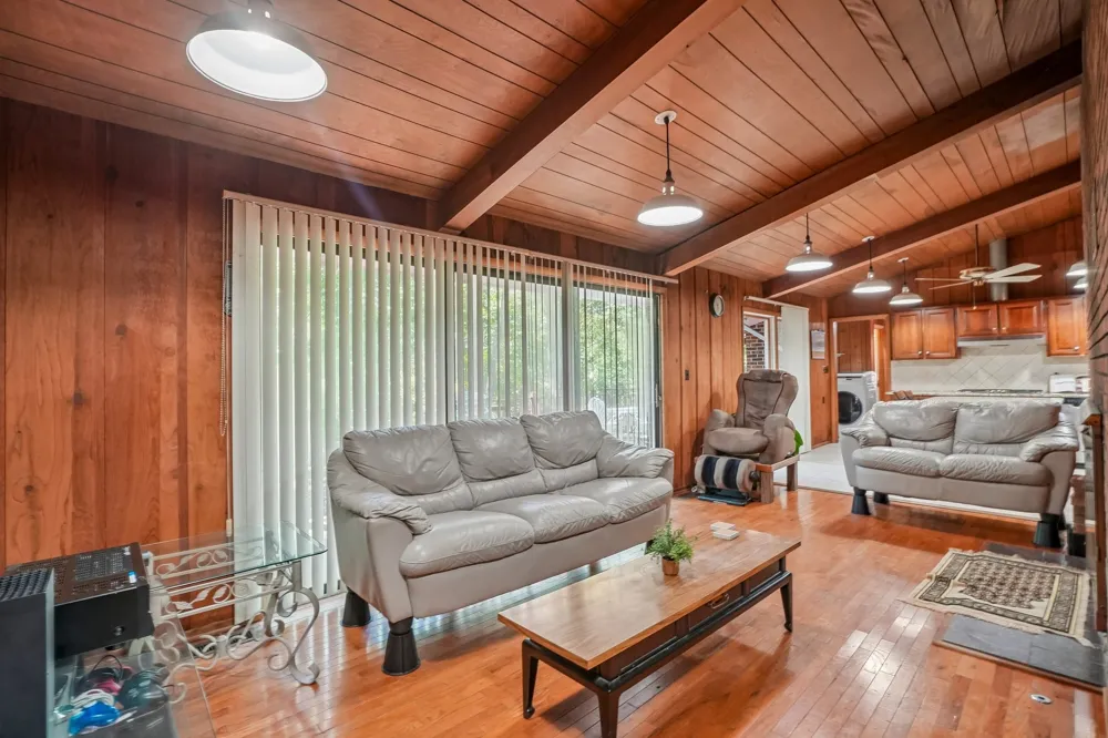 1071 Simms Heights Rd Kingston Springs, TN 37082