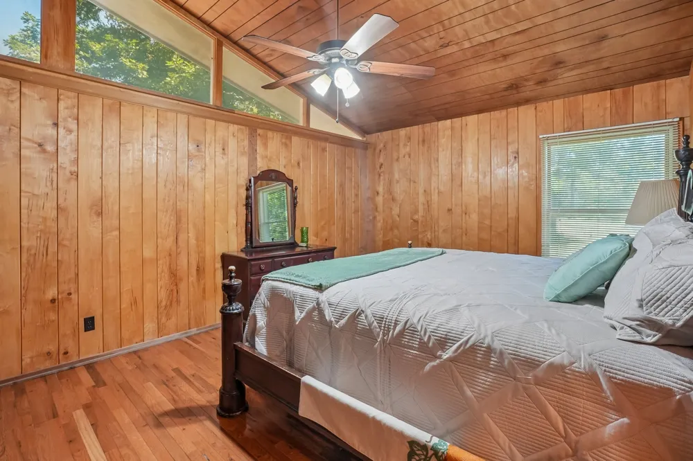 1071 Simms Heights Rd Kingston Springs, TN 37082