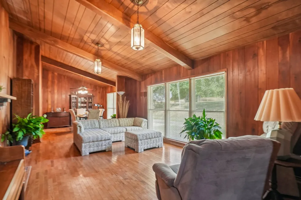 1071 Simms Heights Rd Kingston Springs, TN 37082