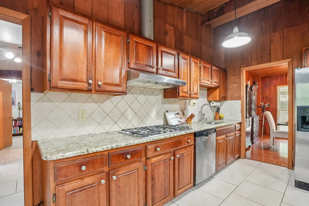 1071 Simms Heights Rd Kingston Springs, TN 37082