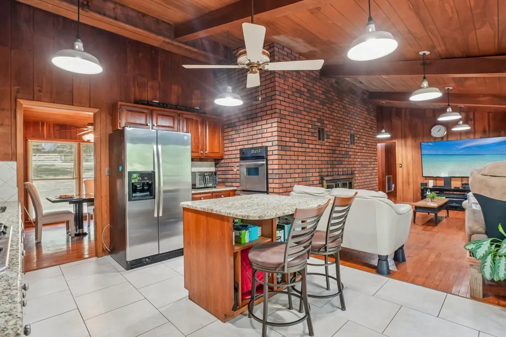 1071 Simms Heights Rd Kingston Springs, TN 37082