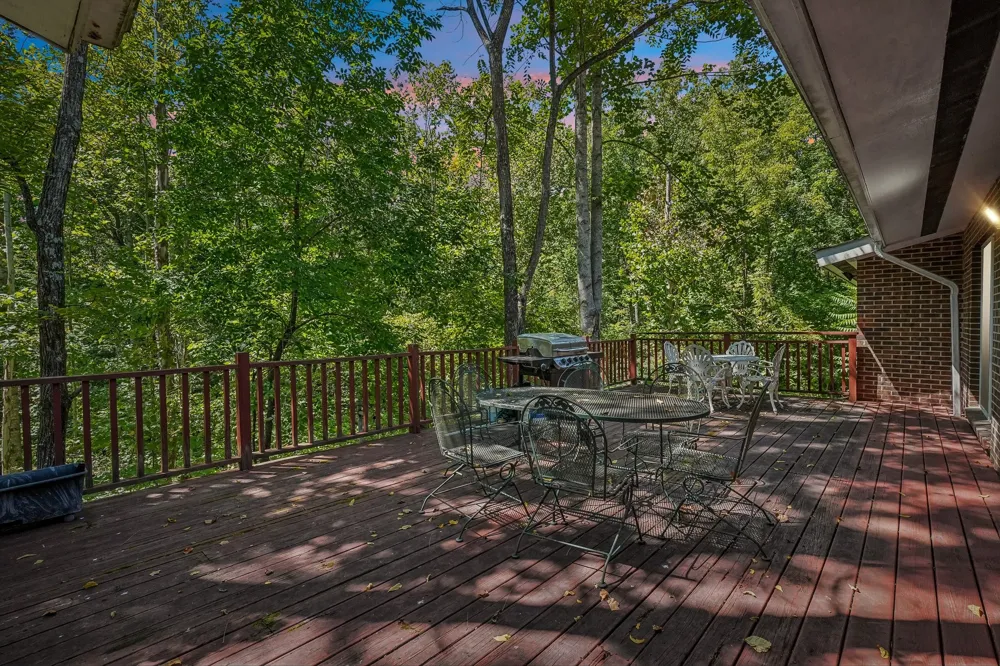 1071 Simms Heights Rd Kingston Springs, TN 37082