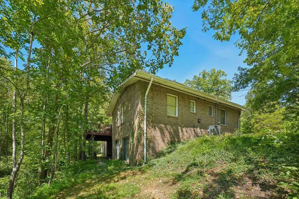 1071 Simms Heights Rd Kingston Springs, TN 37082