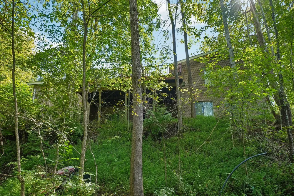 1071 Simms Heights Rd Kingston Springs, TN 37082