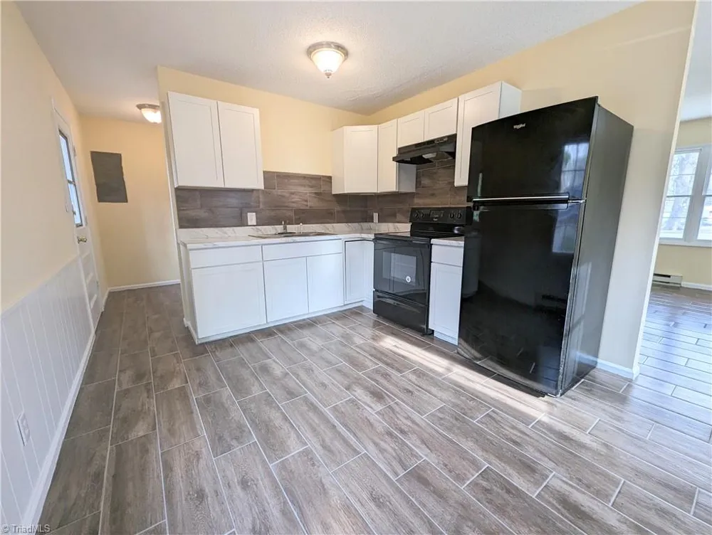 1027 Montlieu Avenue High Point, NC 27262