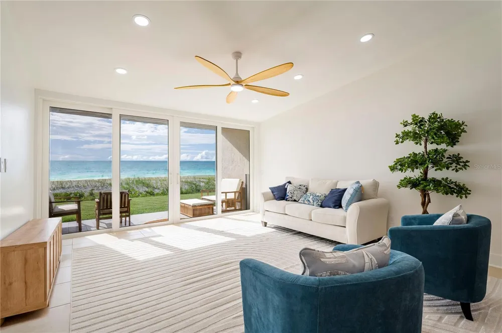 2900 GULF BOULEVARD #108 Belleair Beach, FL 33786