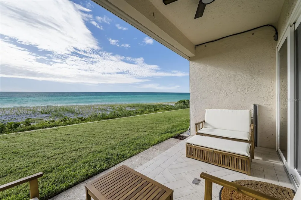 2900 GULF BOULEVARD #108 Belleair Beach, FL 33786