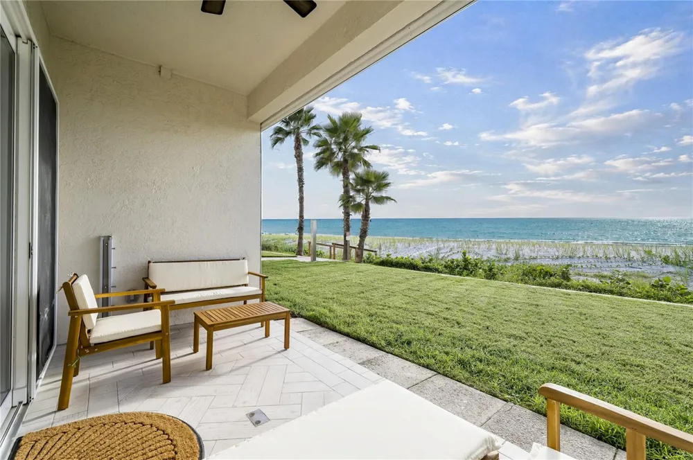 2900 GULF BOULEVARD #108 Belleair Beach, FL 33786