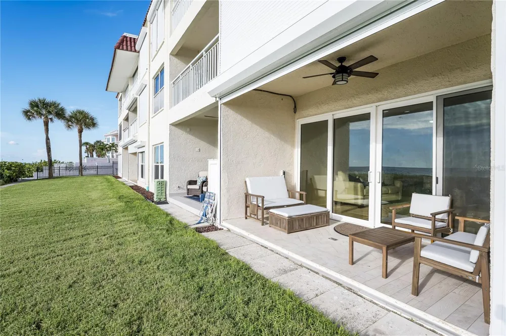 2900 GULF BOULEVARD #108 Belleair Beach, FL 33786
