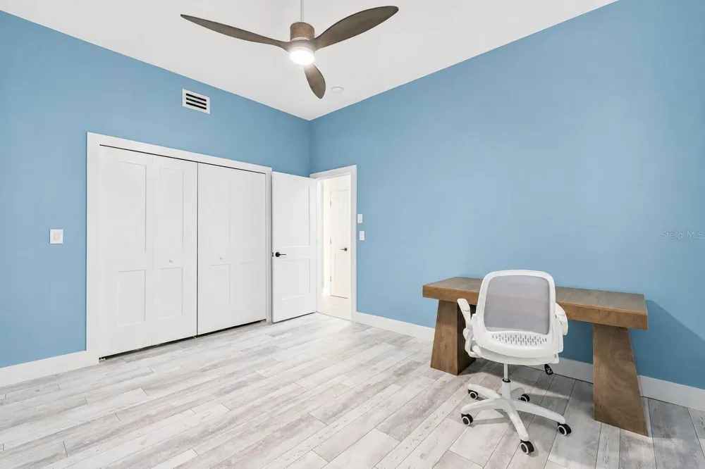 2900 GULF BOULEVARD #108 Belleair Beach, FL 33786