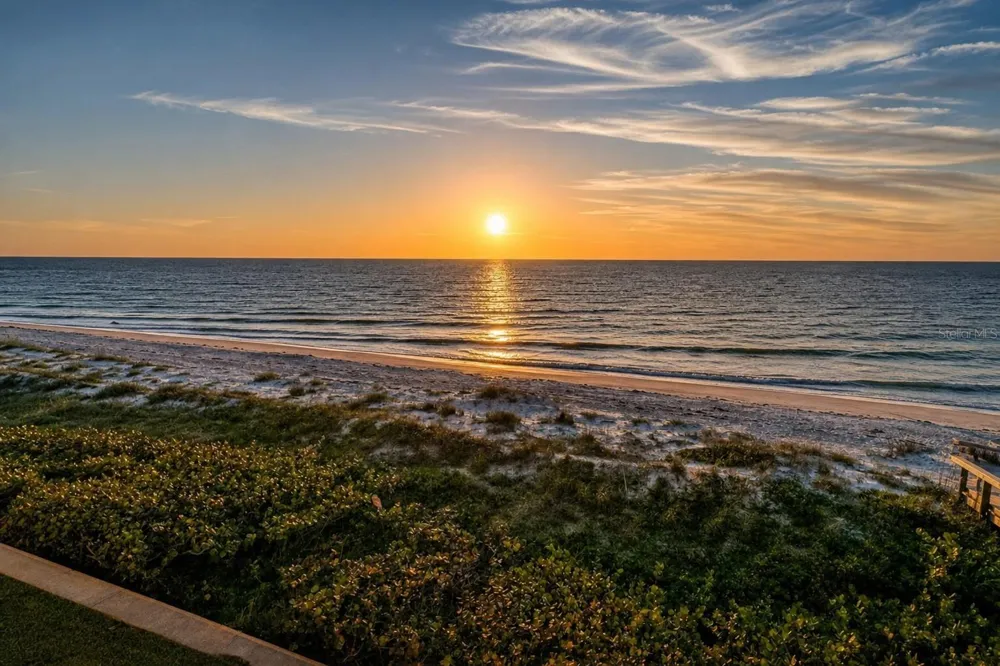 2900 GULF BOULEVARD #108 Belleair Beach, FL 33786