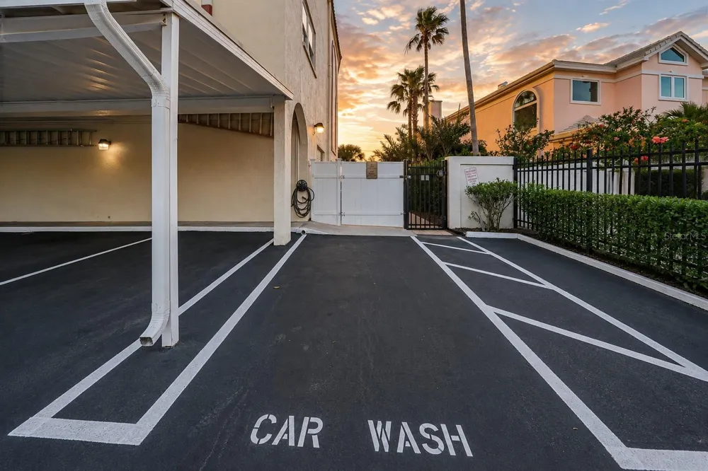 2900 GULF BOULEVARD #108 Belleair Beach, FL 33786