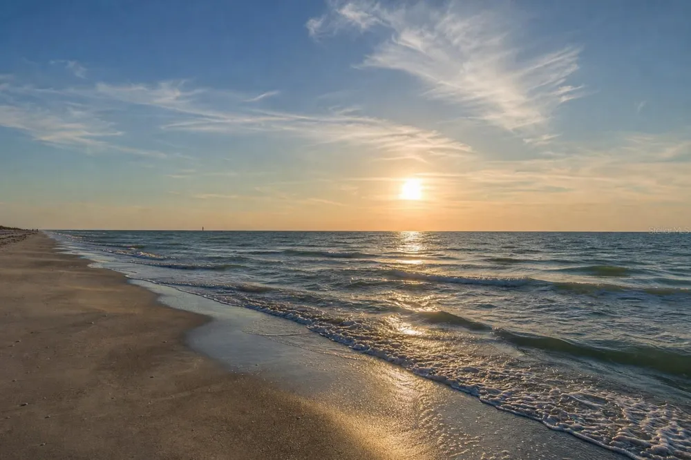 2900 GULF BOULEVARD #108 Belleair Beach, FL 33786