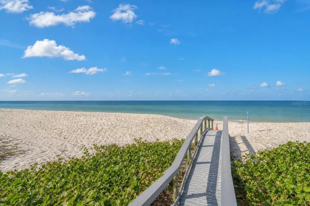 2900 GULF BOULEVARD #108 Belleair Beach, FL 33786