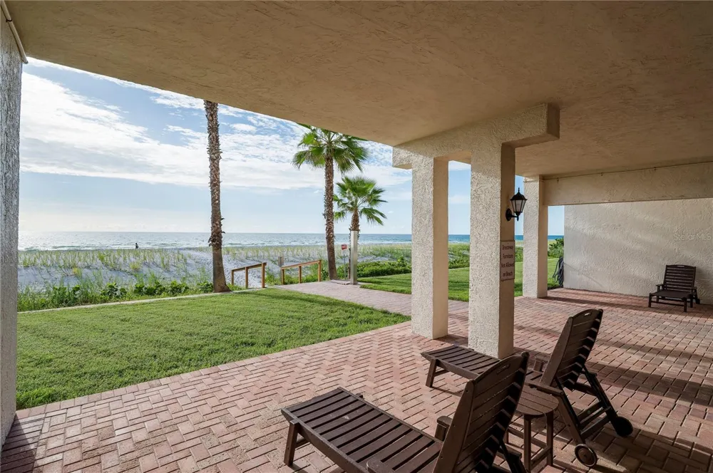 2900 GULF BOULEVARD #108 Belleair Beach, FL 33786