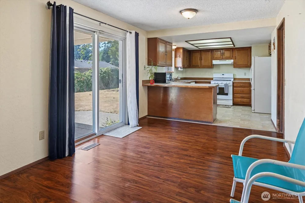 31428 31st Avenue SW Federal Way, WA 98023
