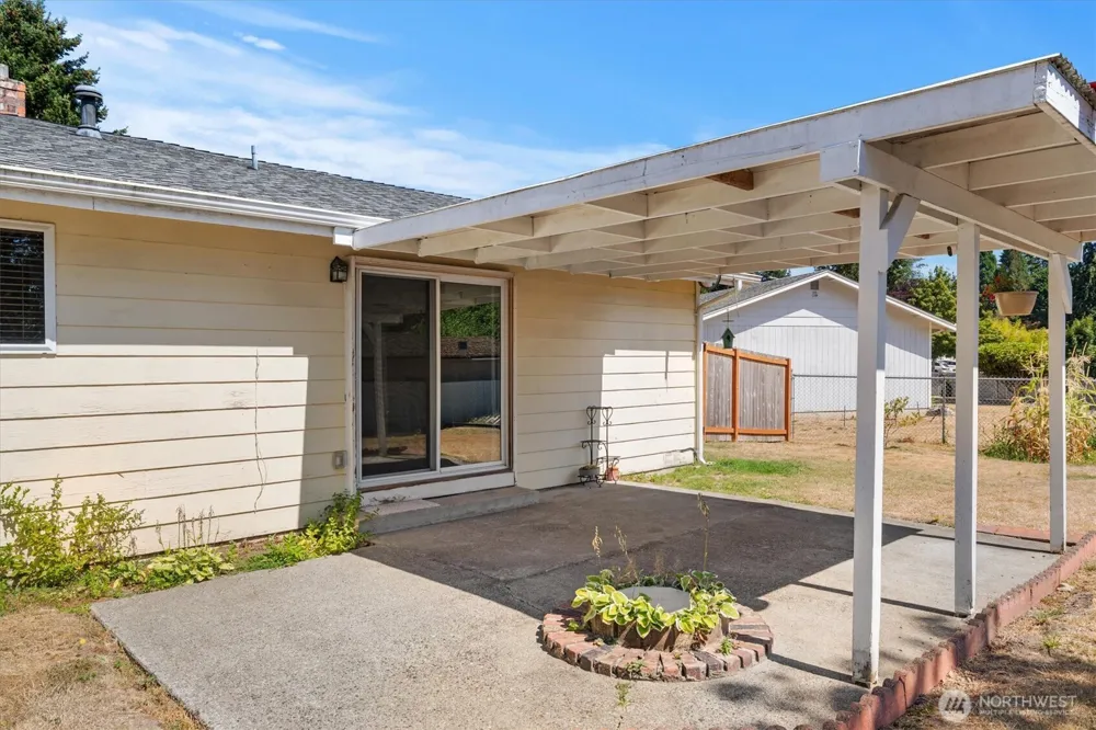 31428 31st Avenue SW Federal Way, WA 98023