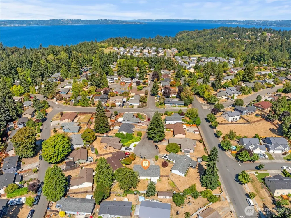 31428 31st Avenue SW Federal Way, WA 98023