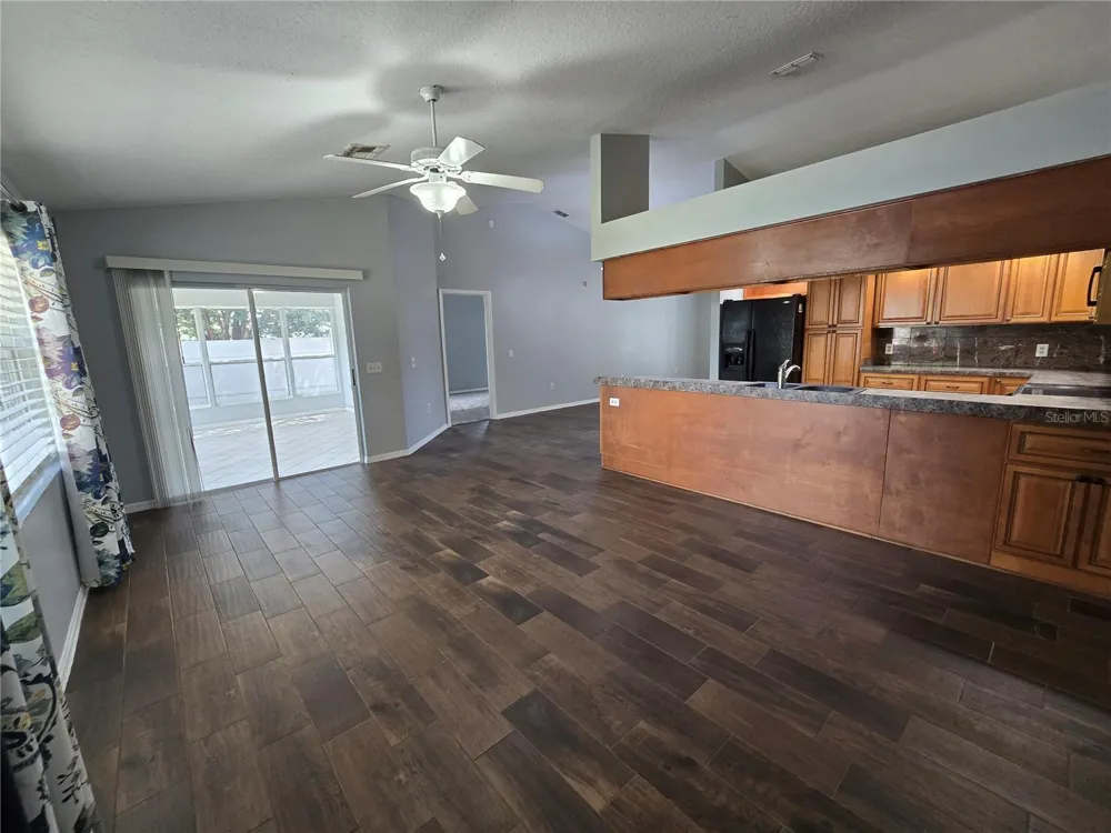 3901 LAUREL BRANCH COURT Lakeland, FL 33810